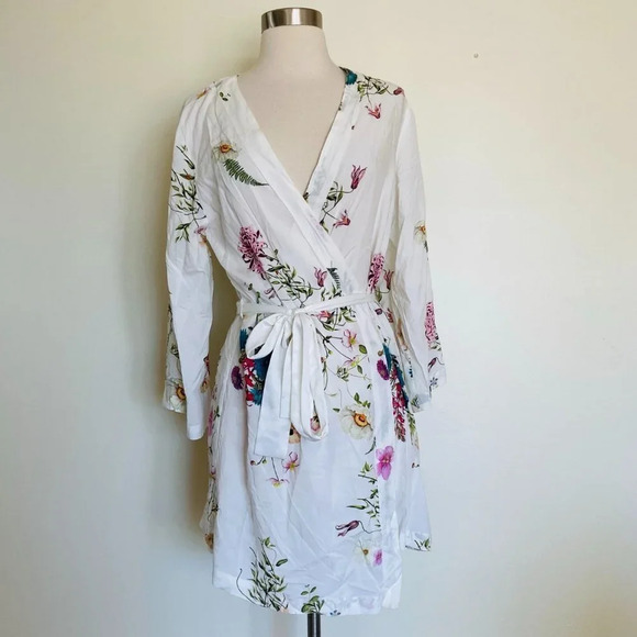 Anthropologie Plum Pretty Sugar Siren Song Robe Size XS NWOT - Picture 2 of 13